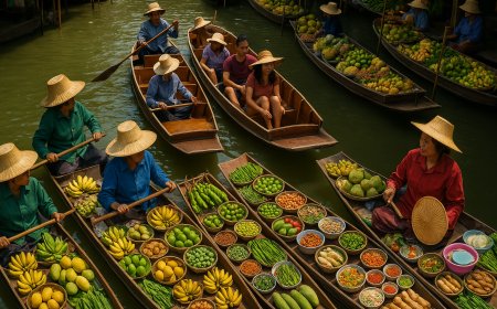 Discover the Vibrant Charm of Bangkok’s Floating Markets: A Complete Guide