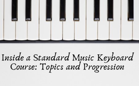 Inside a Standard Music Keyboard Course: Topics and Progression