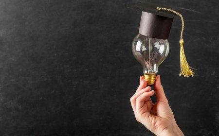 What Are the Key Elements of a Winning Academic Proposal in the UK?