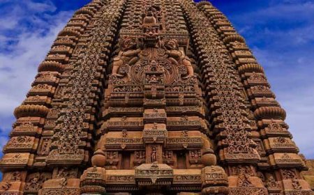 Comparing Ancient Indian Temples: What Sets Them Apart?