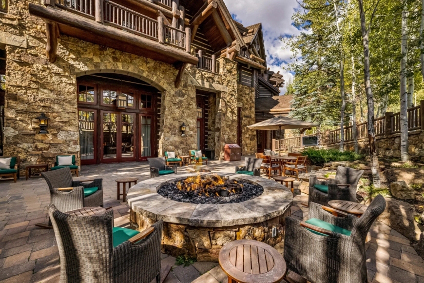 Experience Mountain Luxury Living at The Residences Bachelor Gulch in Colorado Ski In Ski Out Retreats