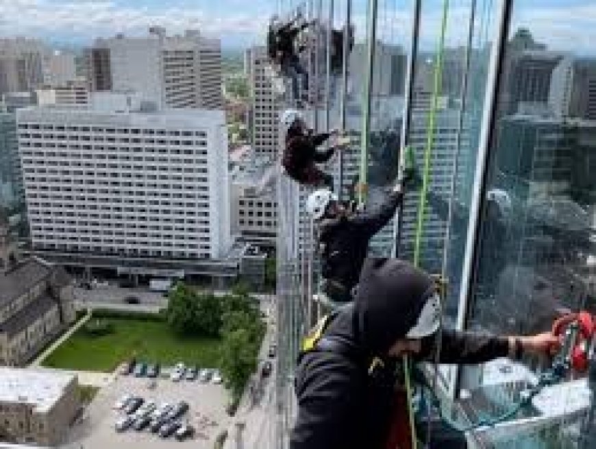 Best Window Cleaning in Winnipeg | Commercial Cleaning Services