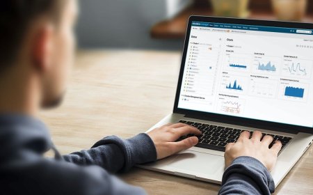 8 Essential Skills to Become a Thriving Digital Marketing Manager!