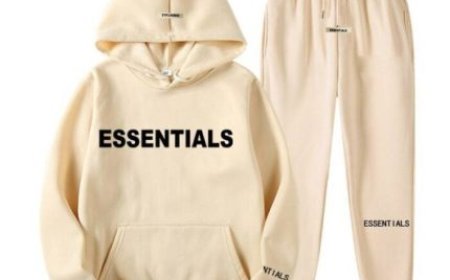Essential Hoodie for Every Season and Any Occasion