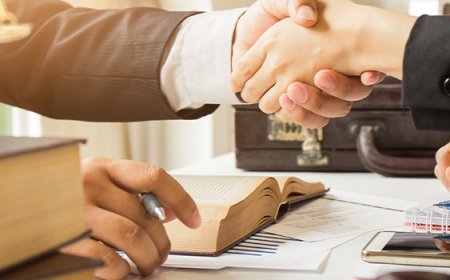 Understanding Encroachment Agreement Lawyer Services in Toronto: What Property Owners Need to Know in 2025