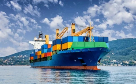 The Maritime Advantage: Why Smart Business Owners Choose Ocean Shipping