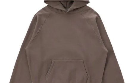 The Essentials Hoodies: A Cultural Icon in Streetwear Fashion