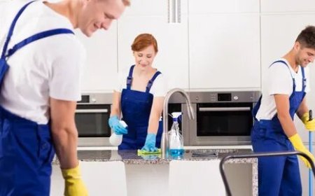 Book Daily or Monthly Trusted maid service in UAE with Urban Mop