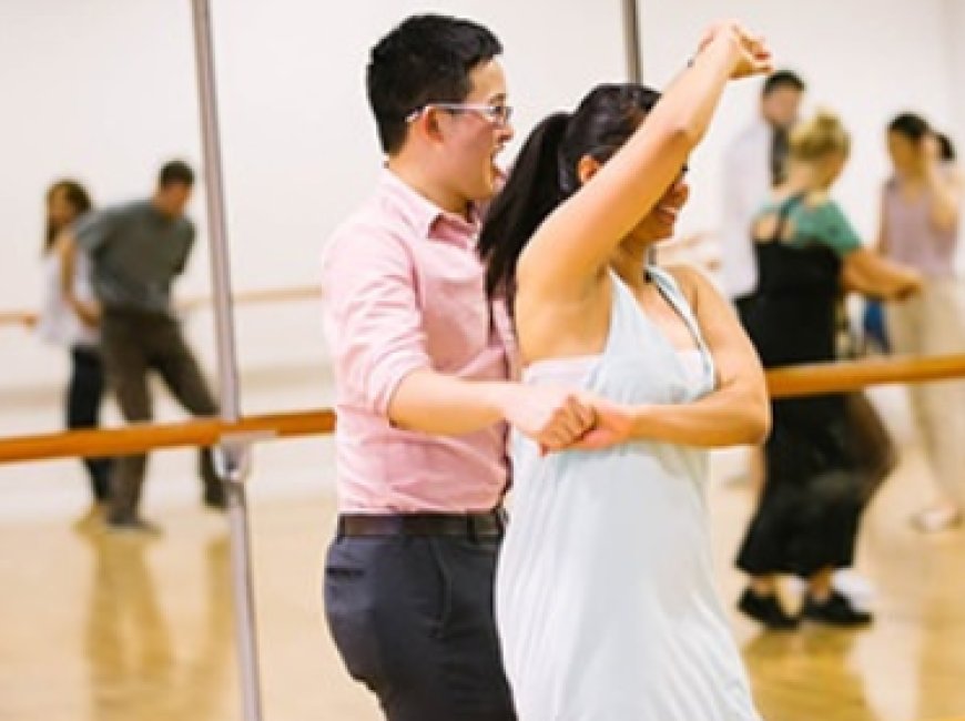 Swing into Style: Why “Swing Dance Lessons Near Me” at the Academy of Dance Are Your Best Bet for Fun and Fitness